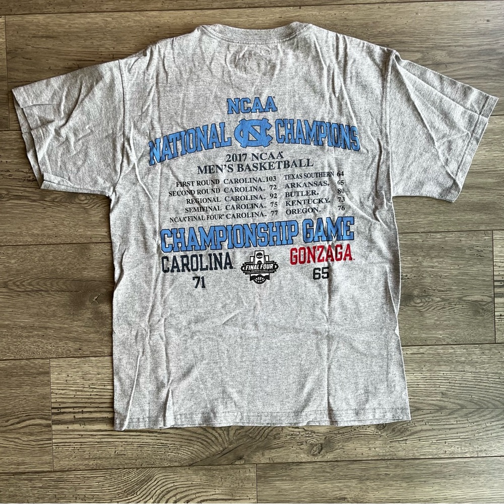 Champion UNC Chapel Hill Tar Heels 2017 National Champions Short Sleeve T-Shirt - Picture 2 of 6